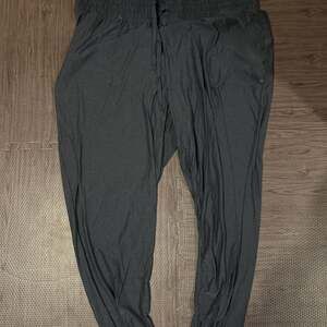 Old Navy Women's High-Waisted StretchTech Jogger Pants